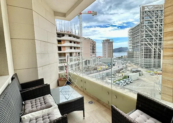 Daydream Luxury Apartment